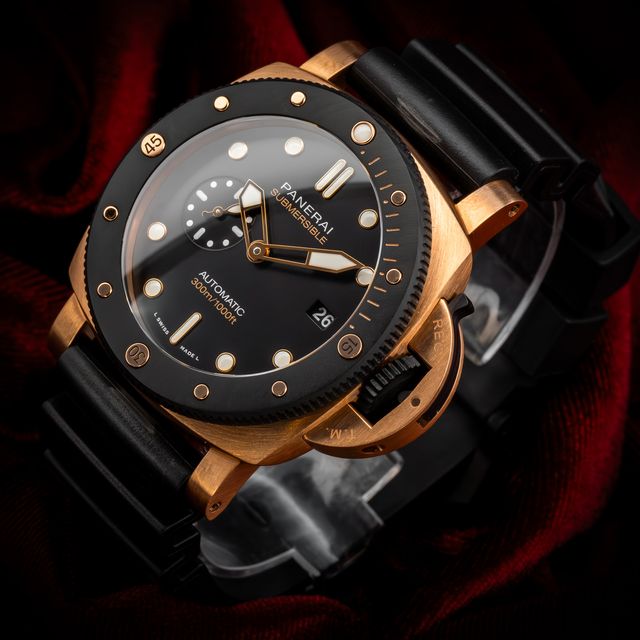Panerai Submersible QuarantaQuattro PAM02070 Image 4